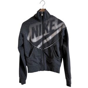 Nike women’s sweatshirt‎ medium gray silver